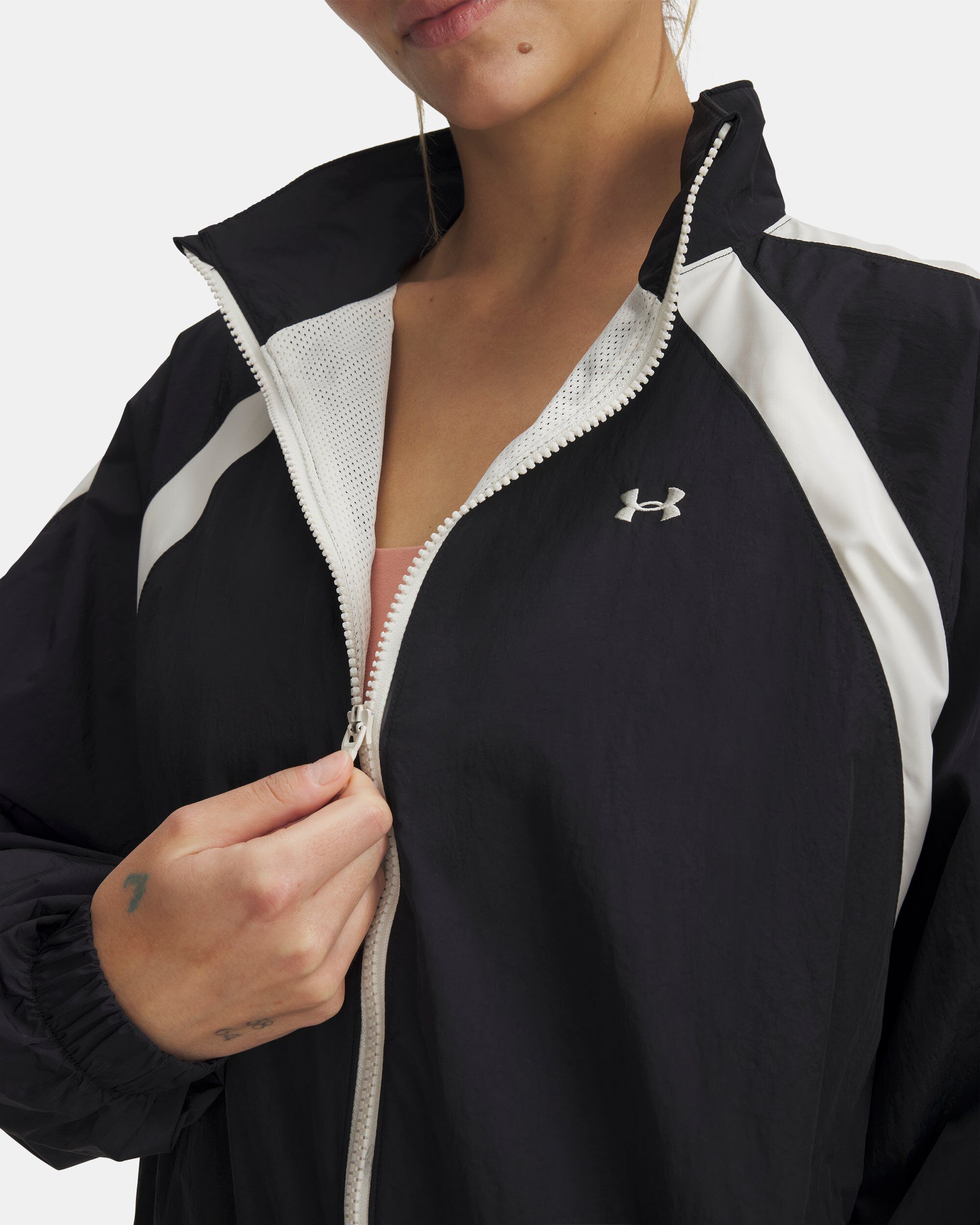 Buy Women's UA Icon Crinkle Track Jacket Black in Dubai, UAE Buy Women's UA Icon Crinkle Track Jacket Black in Dubai, UAE