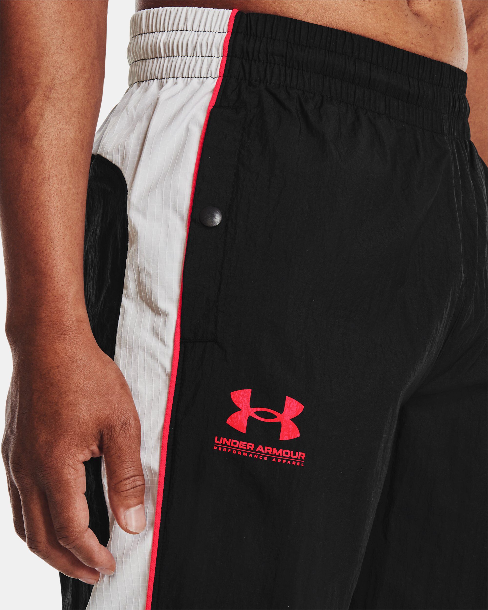Under armour track pants black new arrivals