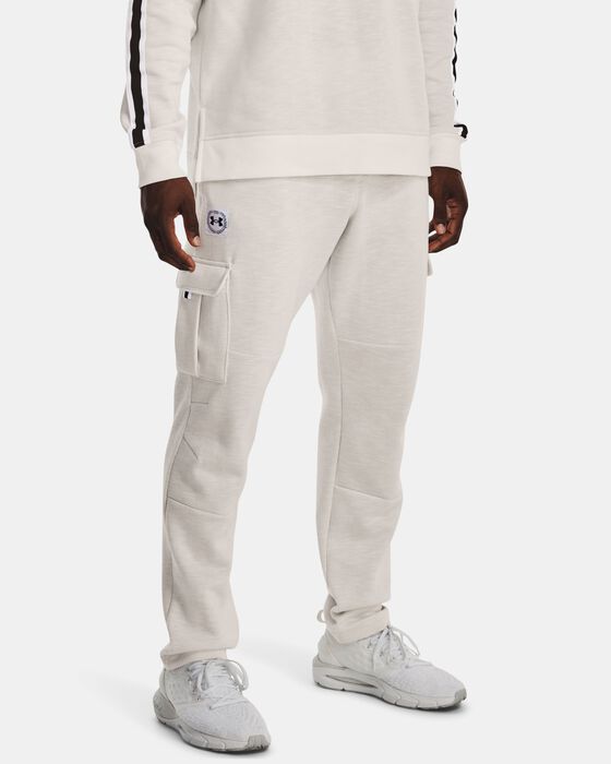 Men's UA Essential Fleece Heritage Cargo Pants image number 0