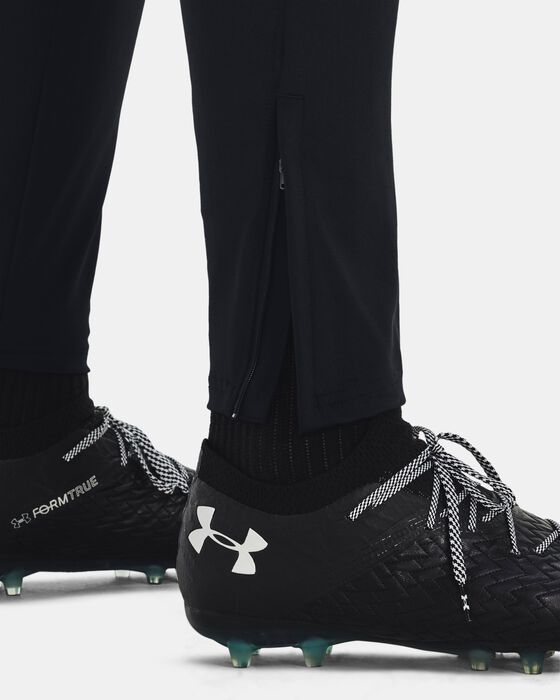 Men's UA Challenger Training Pants image number 3