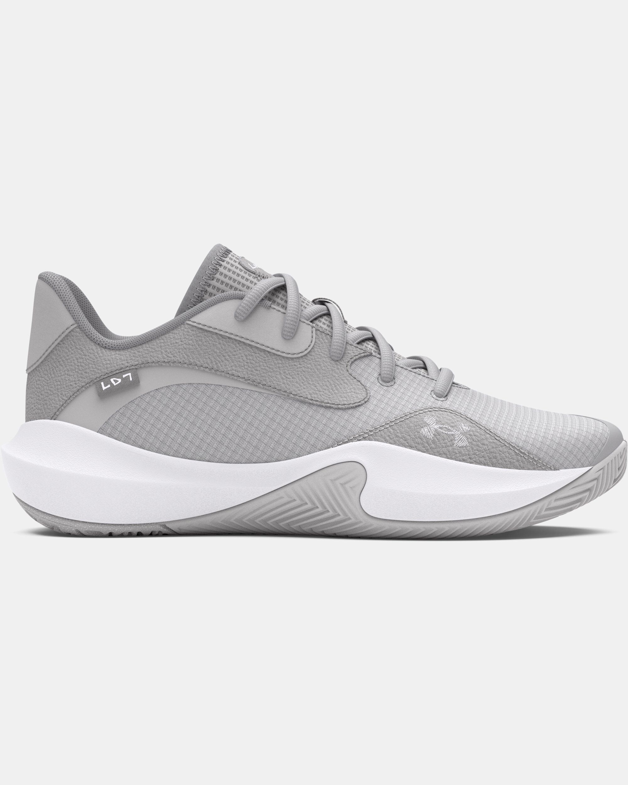 men-s-sportswear-shop-shoes-clothing-in-dubai-uae