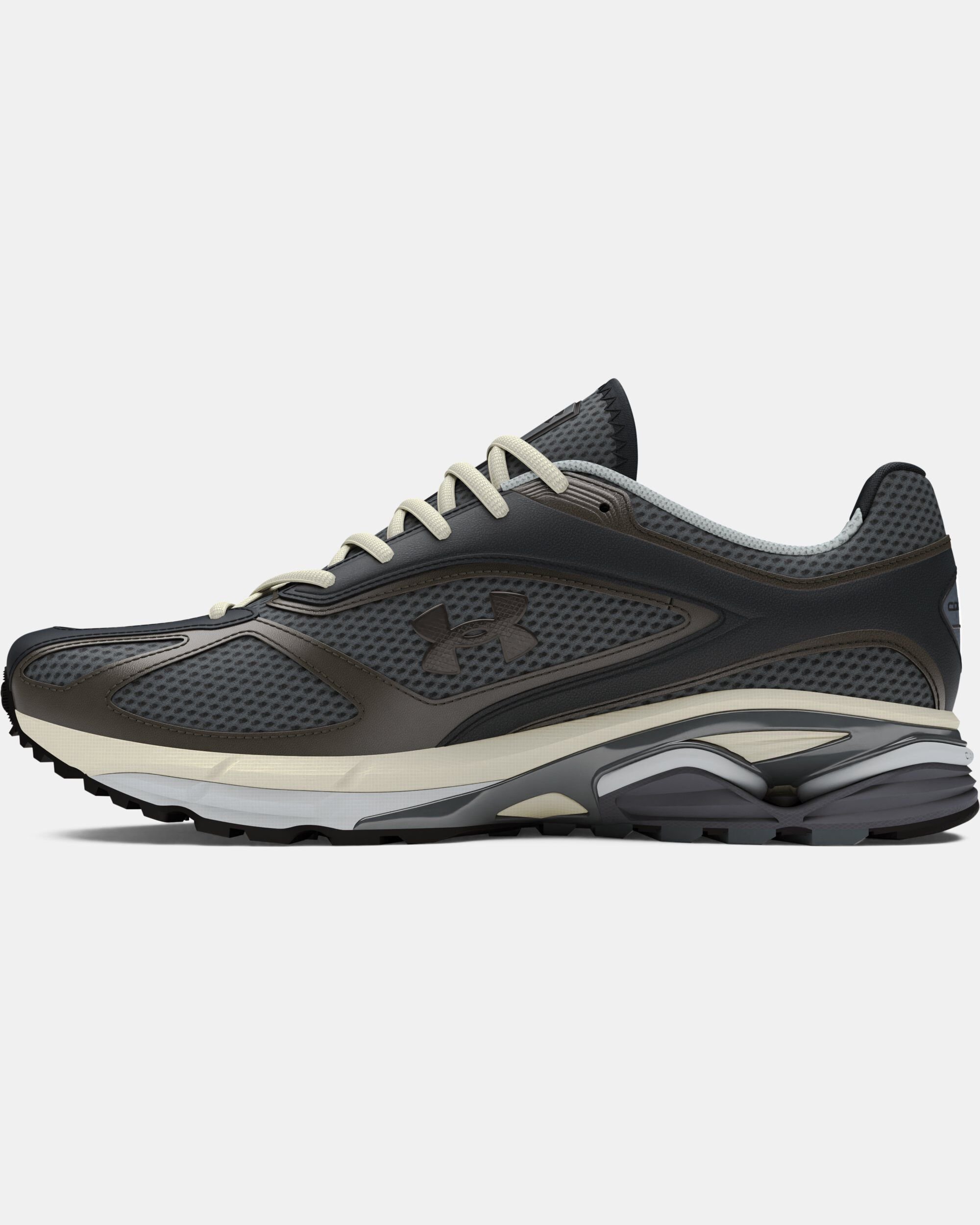 Under armour spine running shoes deals