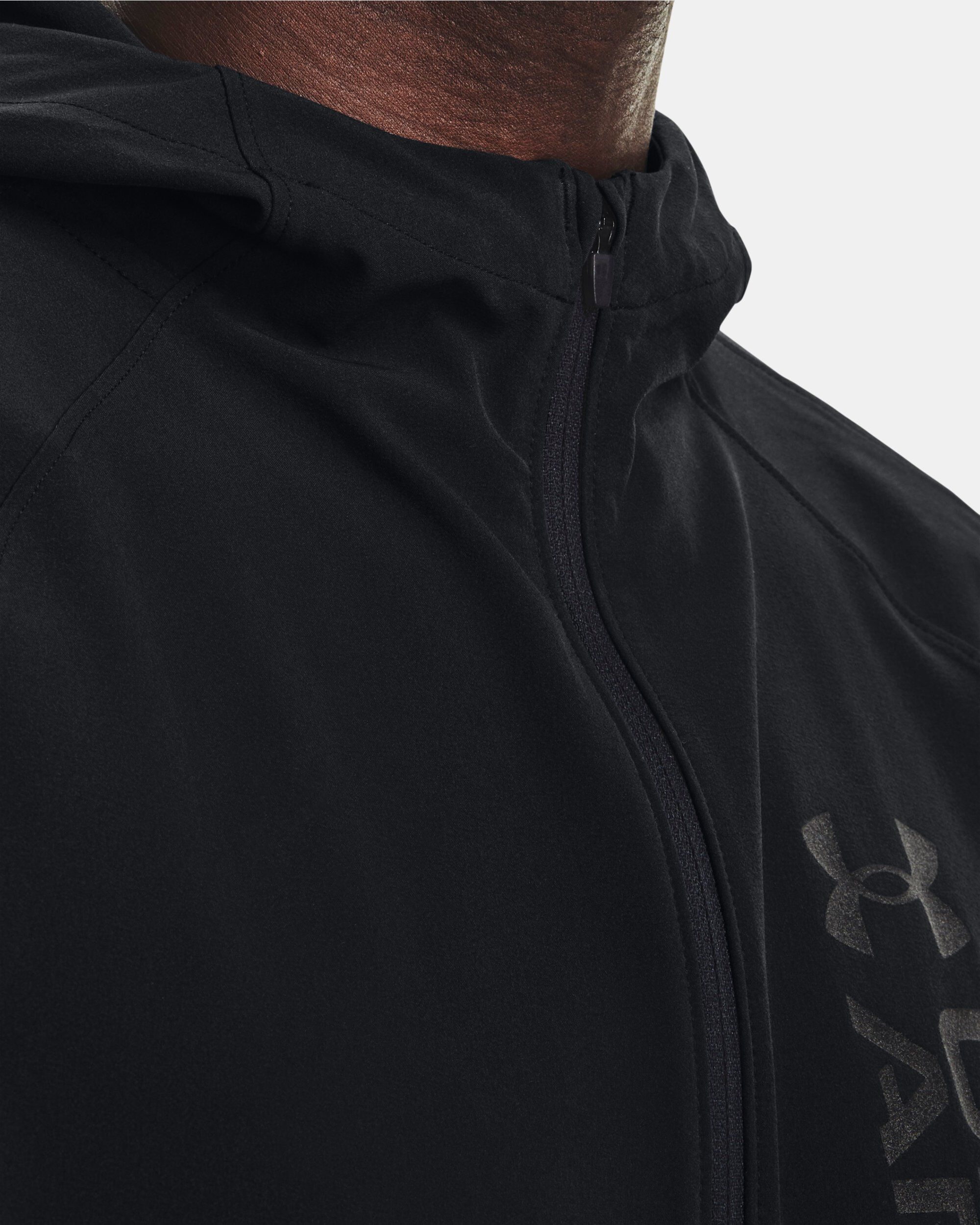 Under armour men's outrun the storm jacket outlet