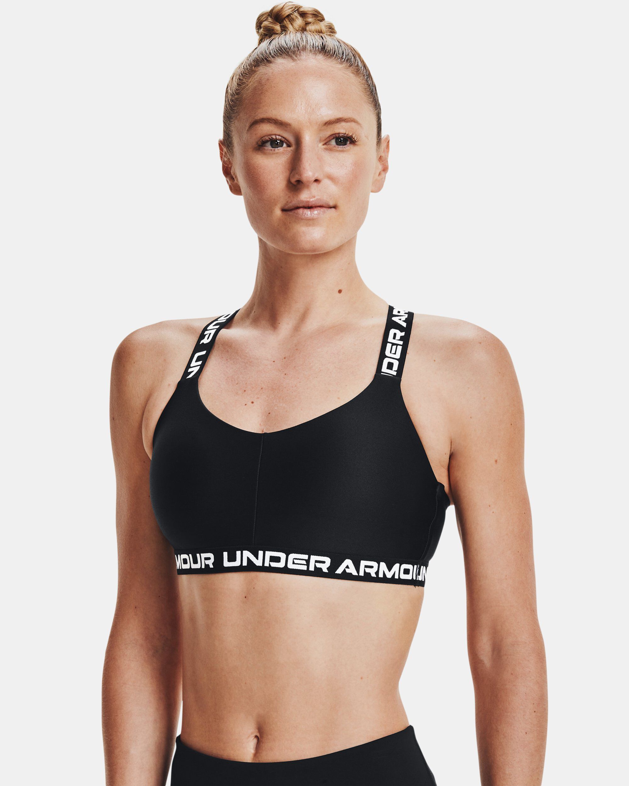 Under Armour Women s UA Crossback Strappy Low Sports Bra Black in