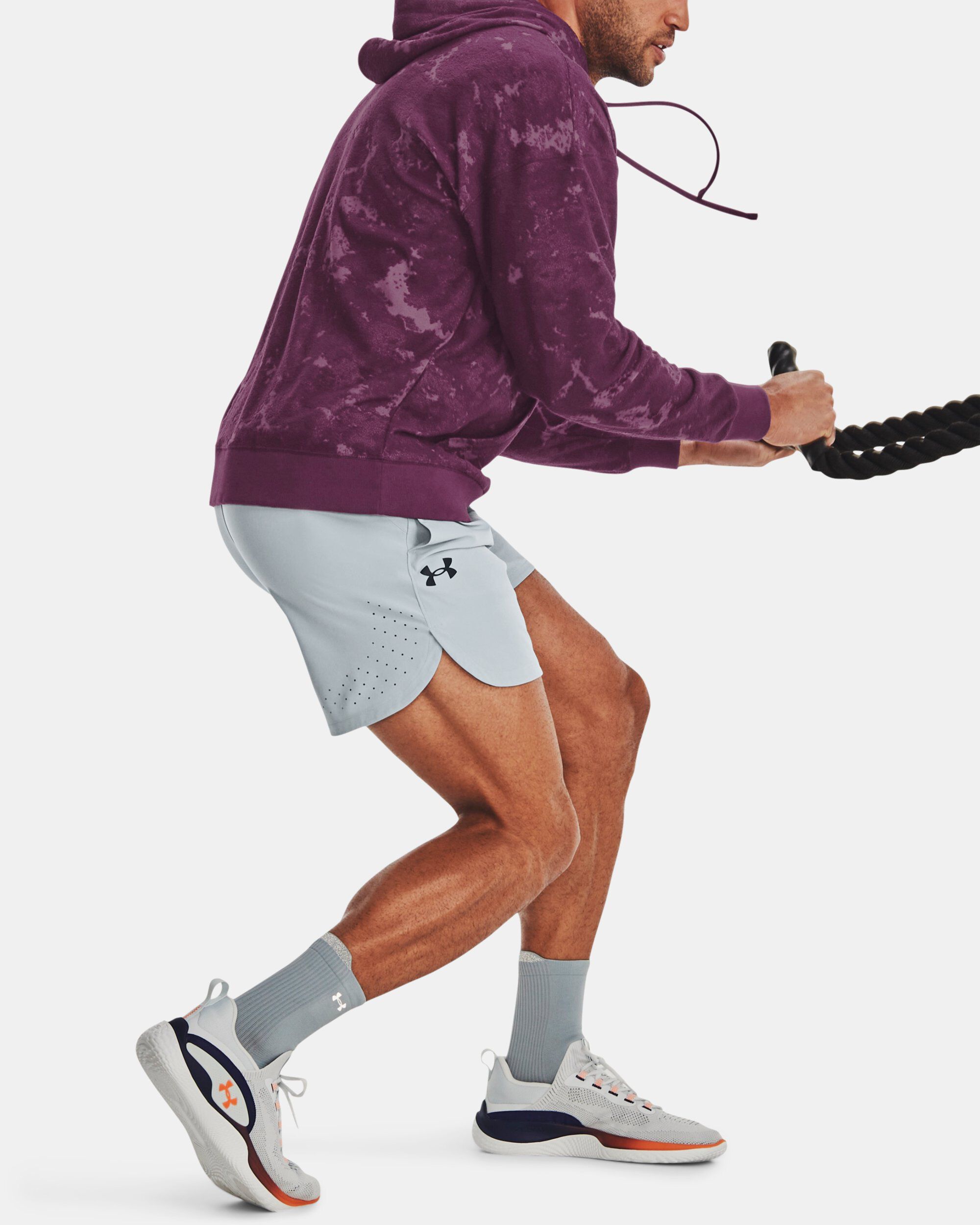 Under Armour Men s UA Peak Woven Shorts Grey in Dubai UAE