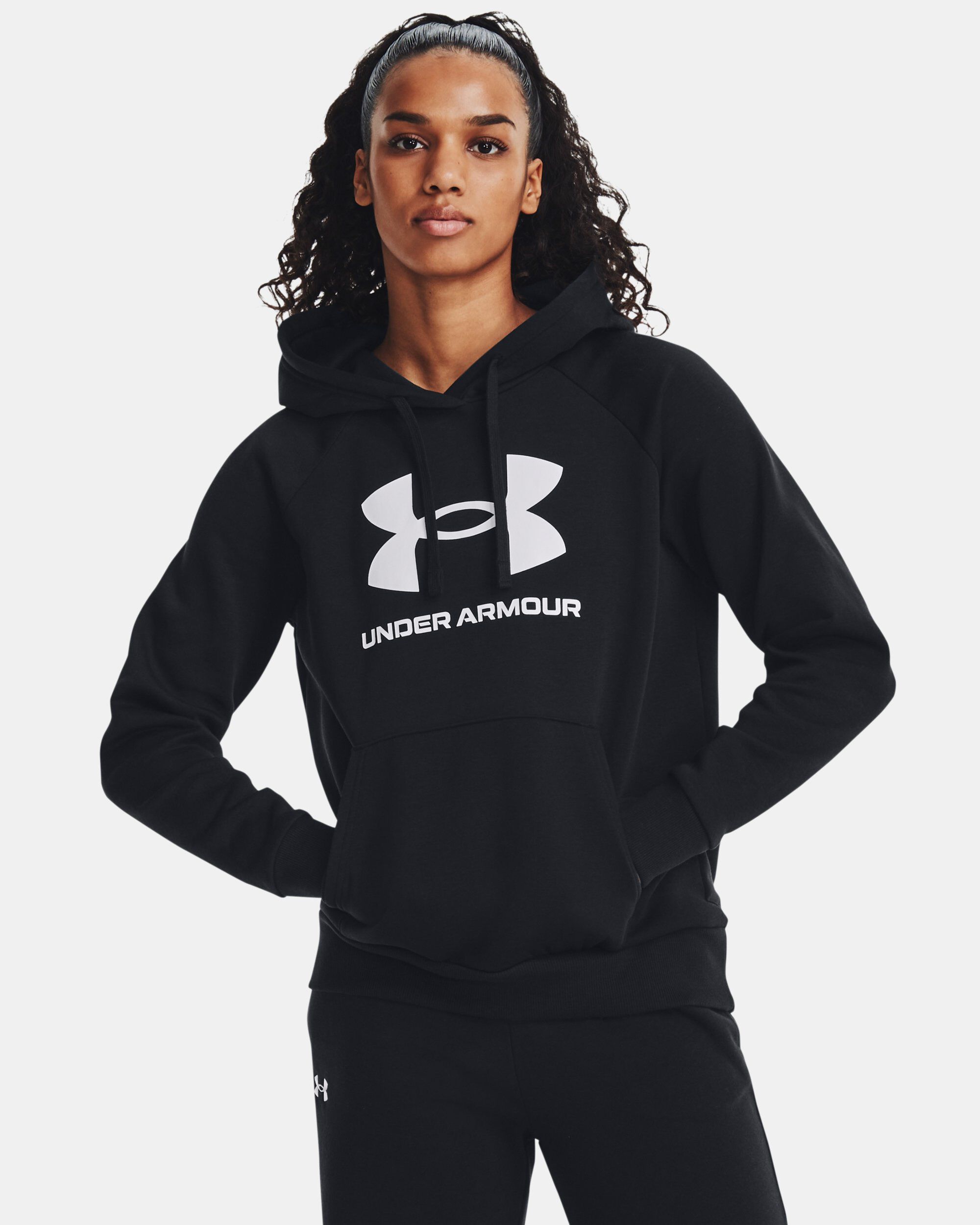 Under armour pullover deals