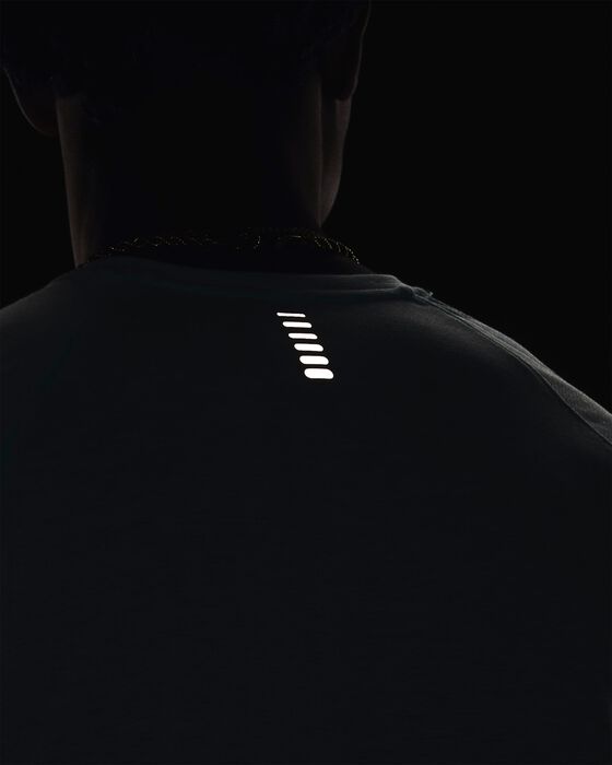 UA Streaker Run image number 3