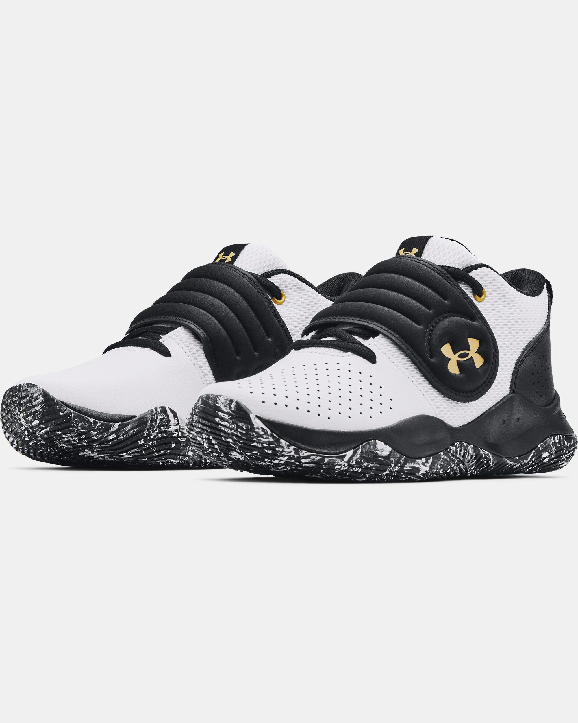 Under armour on sale zone 3 shoes