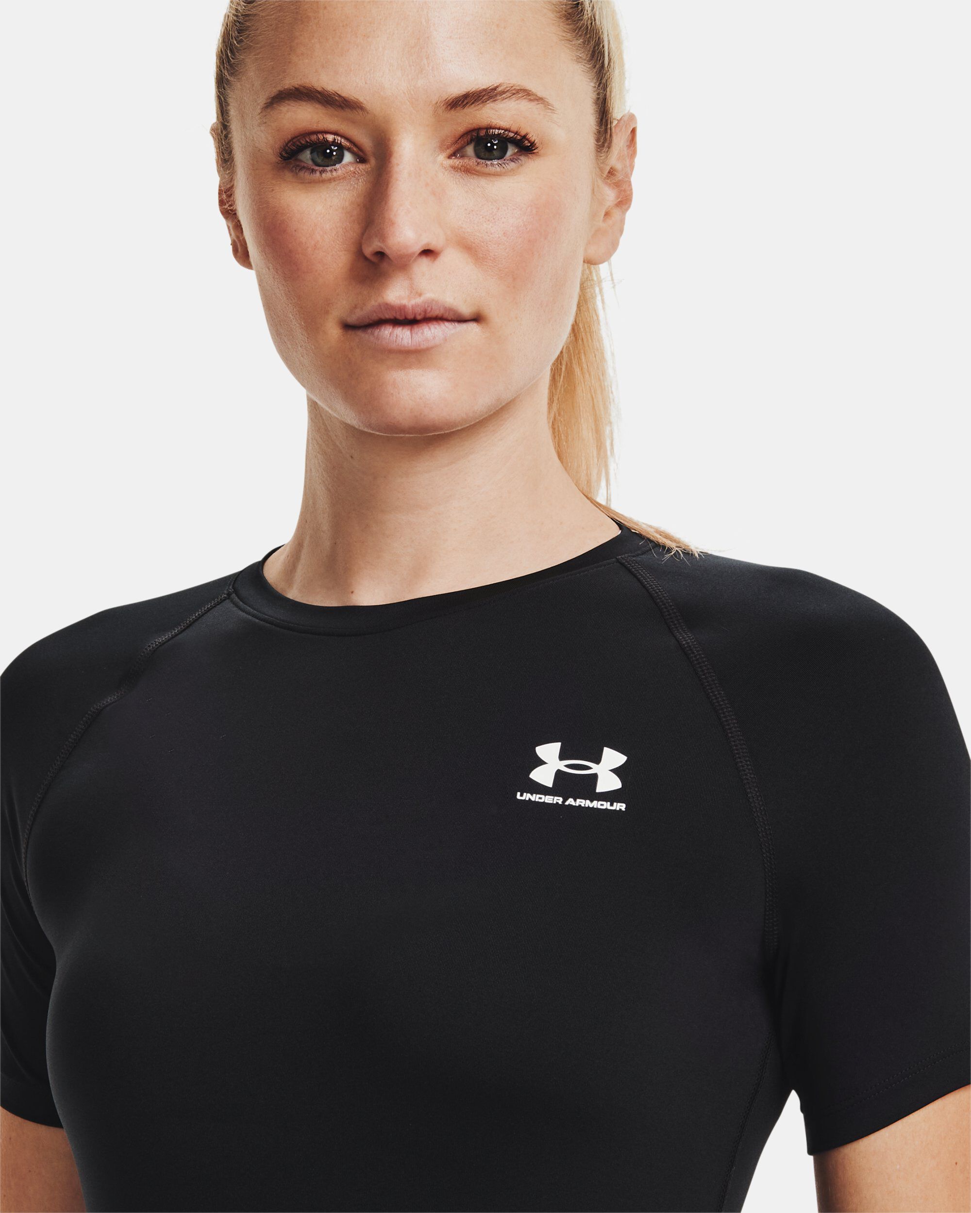 Under armour heatgear hotsell compression shorts women's