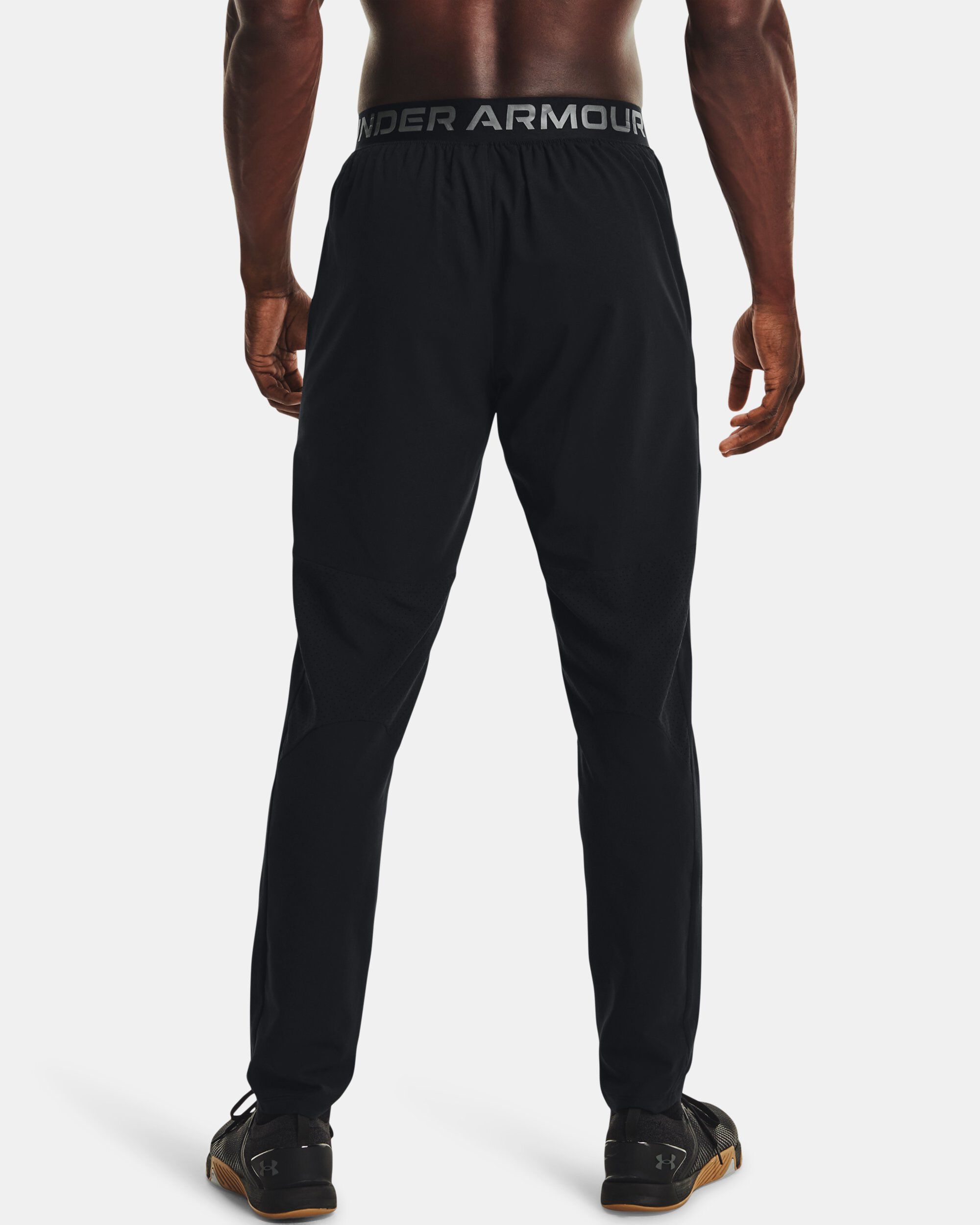 Under armour hot sale trousers
