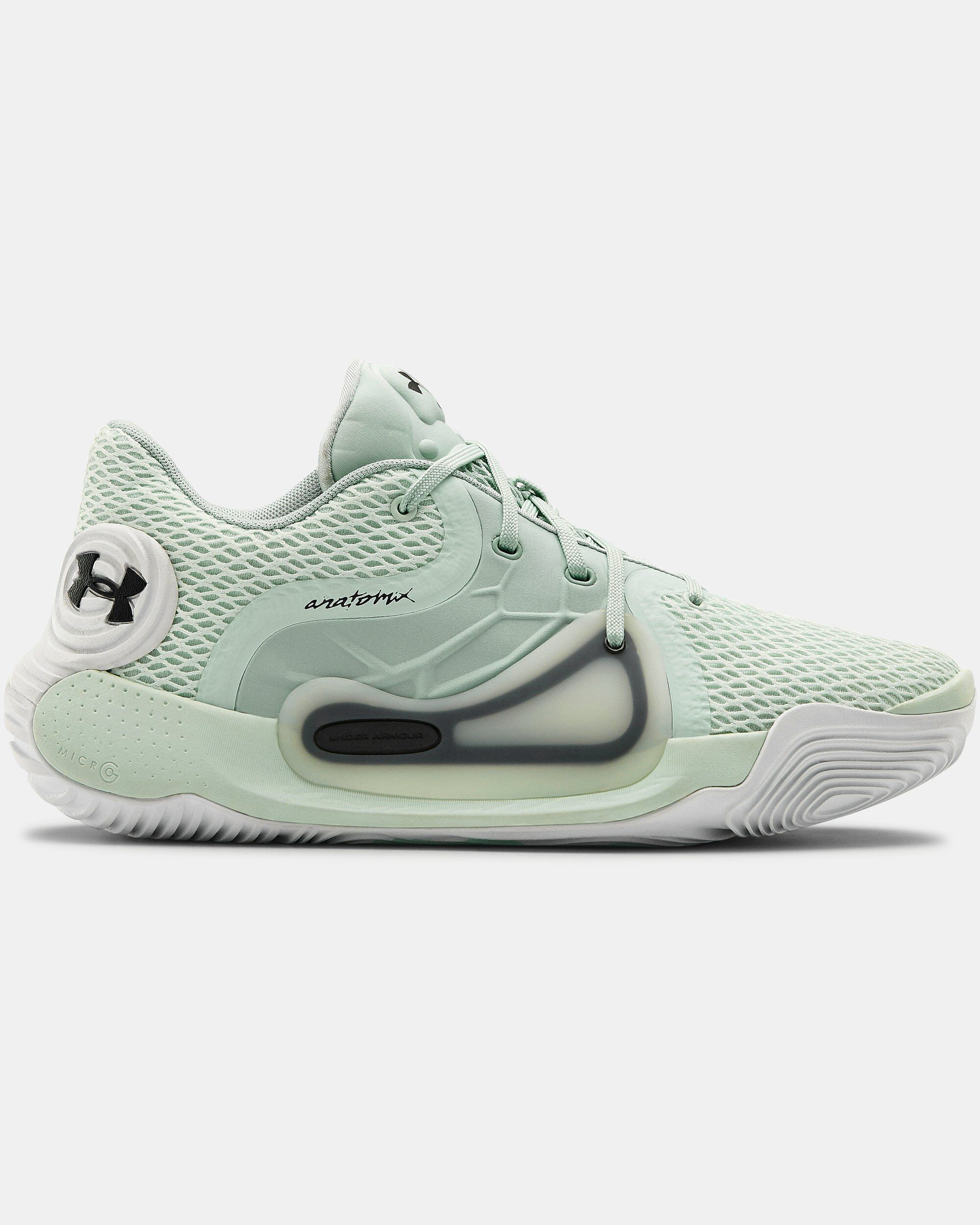 Under armour basketball deals shoes dubai