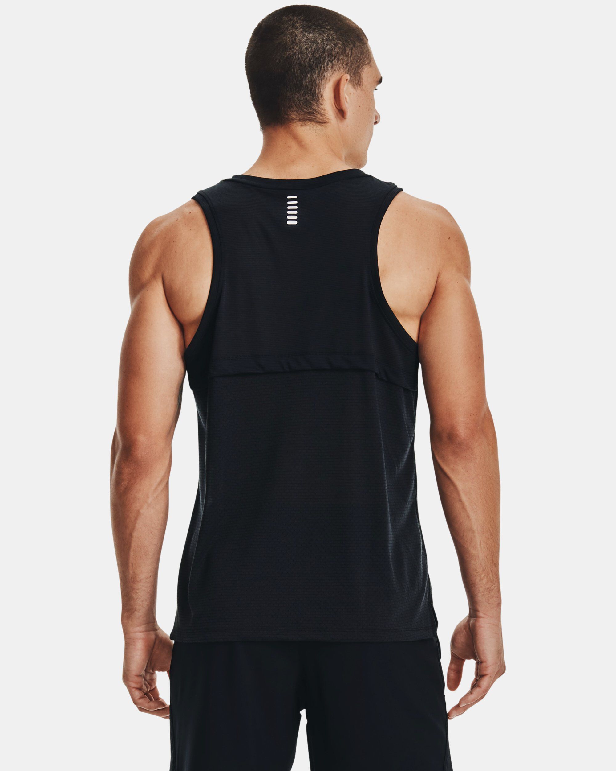 Buy Men s UA Streaker Run Singlet Black in Dubai UAE Under Armour