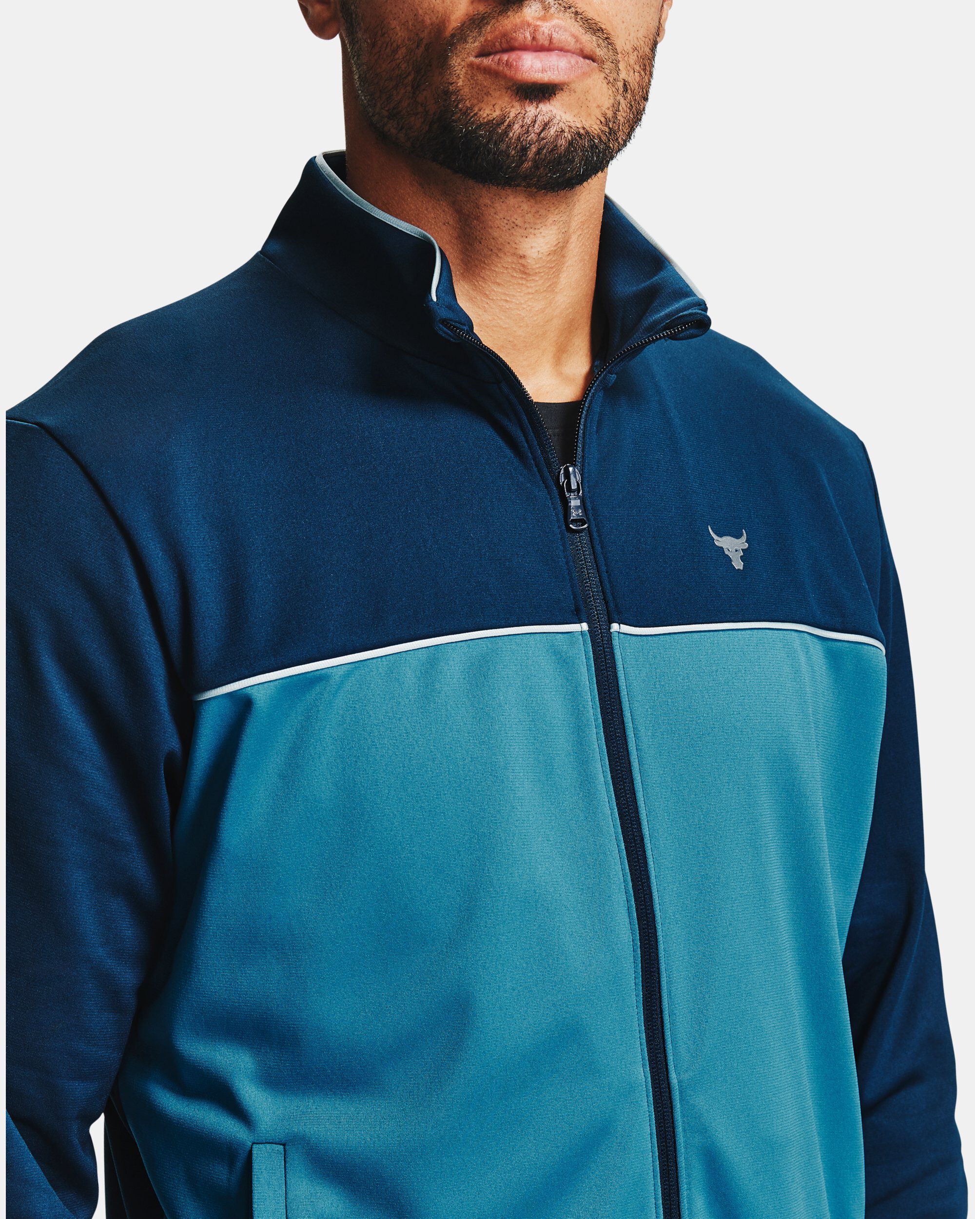 Jacket under clearance armour the rock